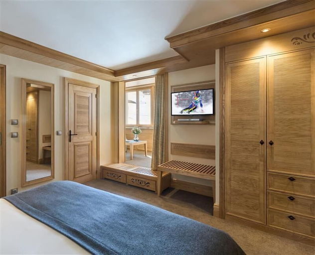 Bedroom 3, Hôtel Annapurna, Savoie