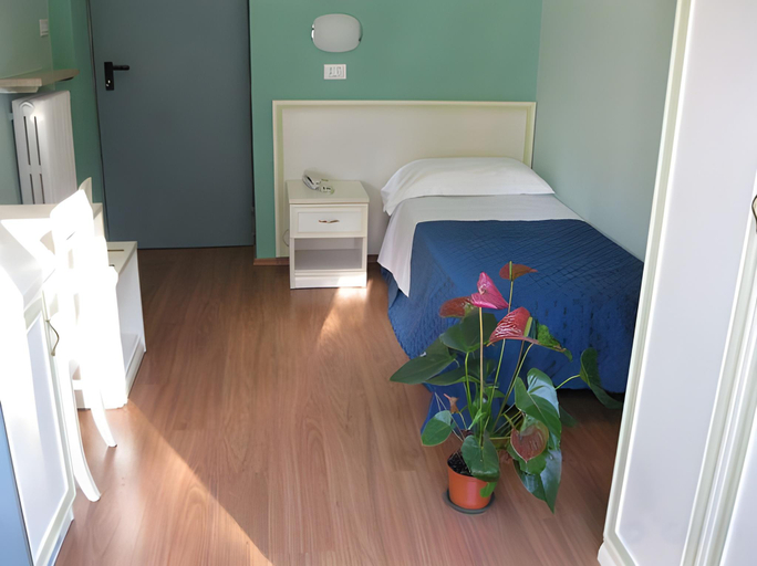 Bedroom 3, Hotel Gran Sasso & SPA, Teramo