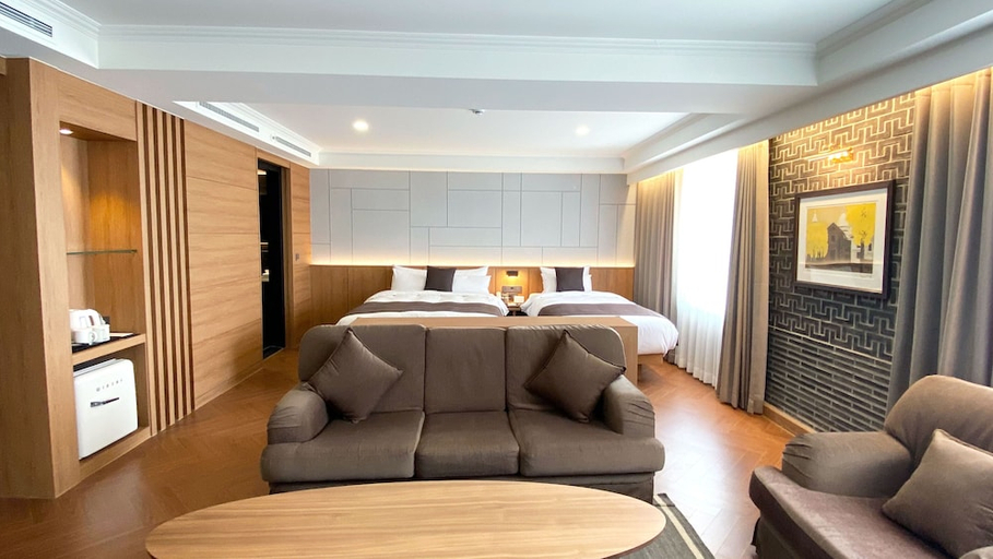Bedroom 3, Commodore Hotel Gyeongju, Gyeongju