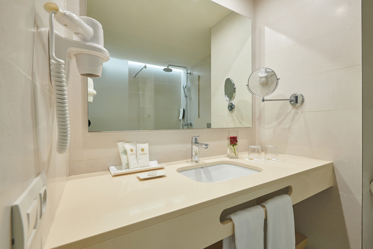 Bathroom 3, Hotel Sabina Playa Adults Only (+16), Baleares