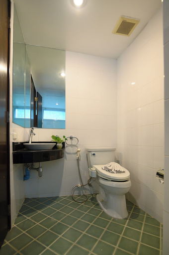 Bathroom 3, Hilltop Wellness Resort Phuket With Complimentary Onsen Access, Phuket Island