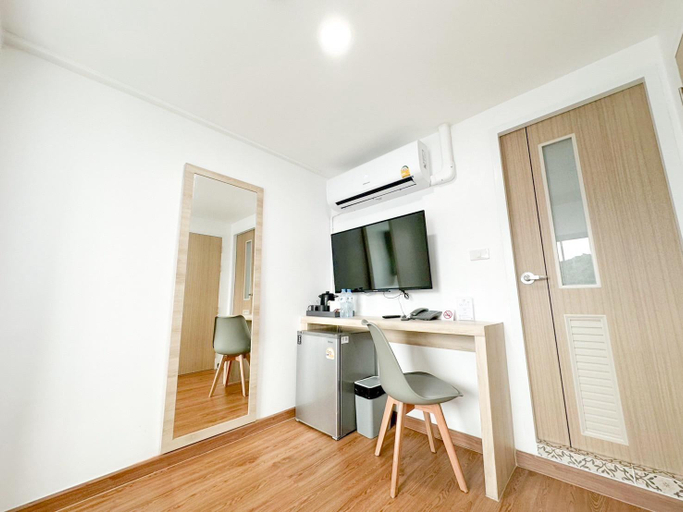 Others 5, H-Banaat Hotel near Yanhee Hospital, Bang Plad