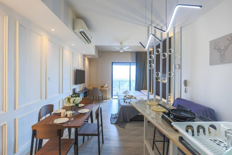 Bedroom 4, Charming Haven in Kuala Lumpur 100Mb TRX Mall, Kuala Lumpur