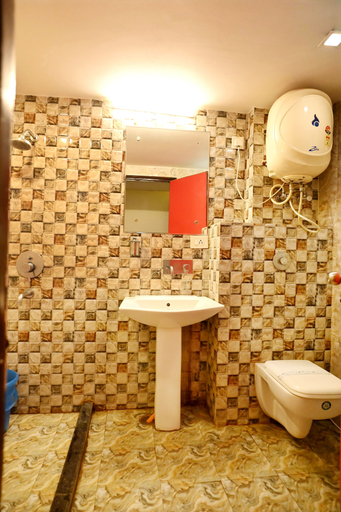Bathroom 4, Citi Club, Kanpur Nagar
