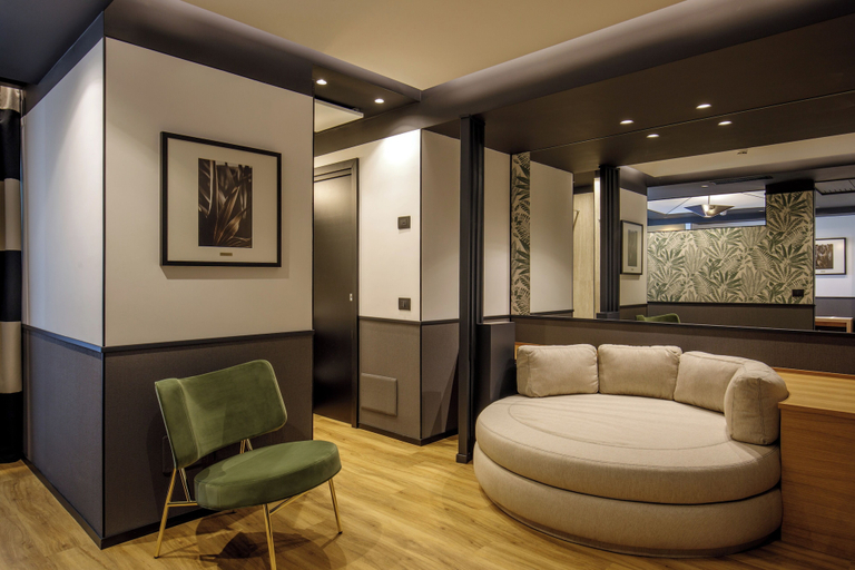 Room 5, The Fourth Dimension by Domidea, Roma