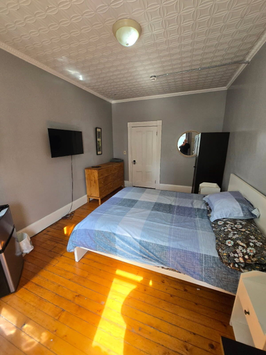 Room 3, Kevinsrentals Dot Com, Providence