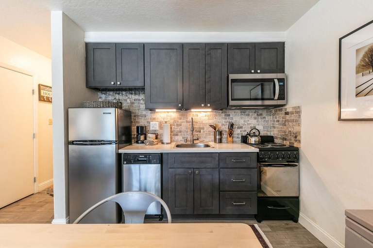 Private kitchen 3, 245 Bldg C 1 Bedroom Condo, Nevada