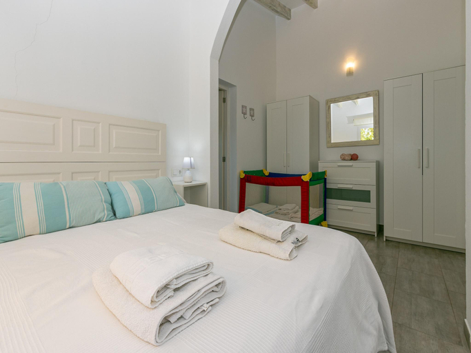 Bedroom 2, Villa in central location, Baleares