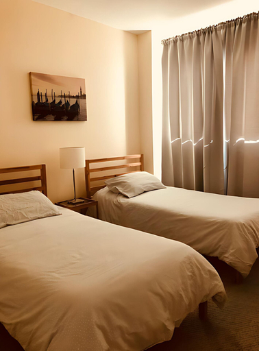 Room 4, I Love It Coral Way Apartments, Miami-Dade