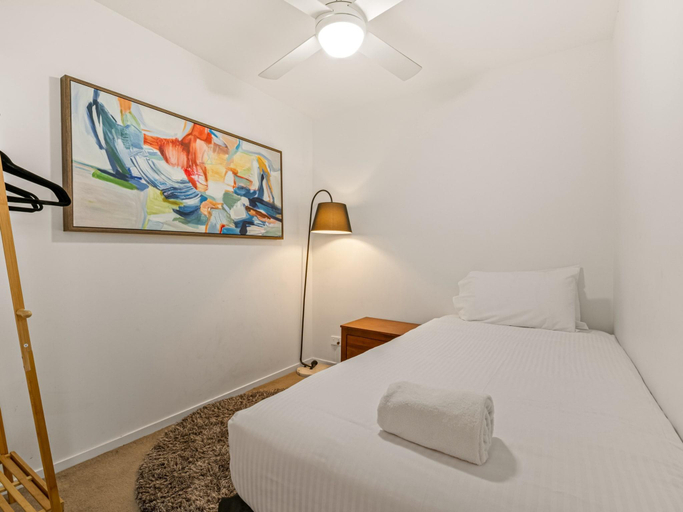 3, Stylish Apartment with Rooftop, BBQ Spa Access, Brisbane