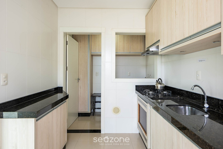 Private kitchen, Apt. w/ Balcony and BBQ 250m From the sea Mrs0402, Bombinhas