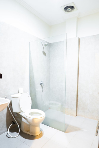 Bathroom 4, Maxi Hotel & Spa, Badung