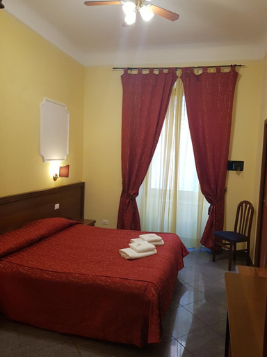 Bedroom 4, Rudy Center, Rome