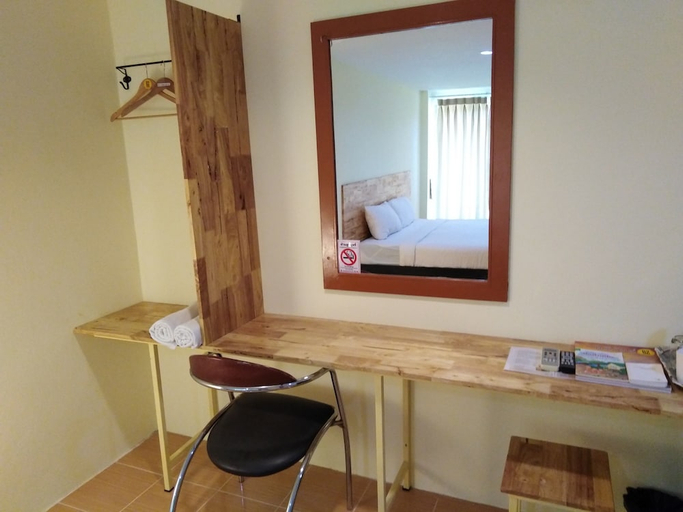 Others 3, R2 Zleeping Boutique Hotel, Muang Buri Ram