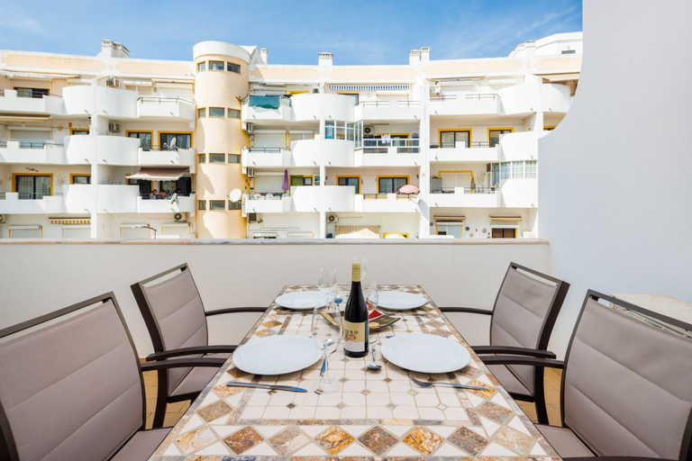 Others 2, Colina Verde apt H in Carvoeiro, Lagoa