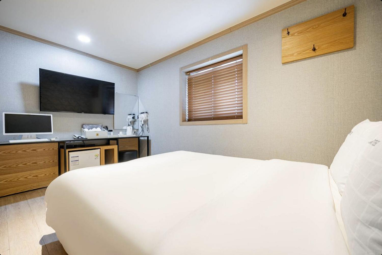 Bedroom 2, Yeosu 25, Yeosu