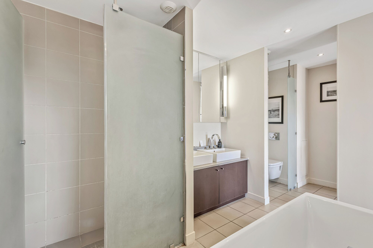 Bathroom 5, Hôtel Royal Mougins, Alpes-Maritimes