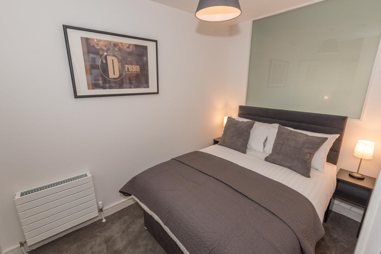 Bedroom 2, St Thomas Hall, Belfast