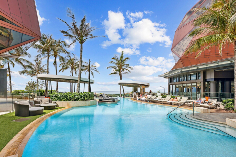Pool 4, Jewel Luxury Beachside 2-bed With Water View, Gold Coast