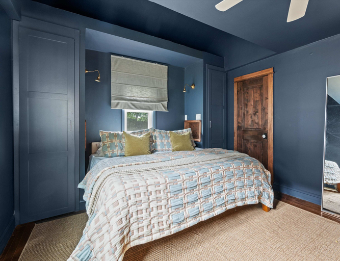 Room 5, The Franklin House, Home for 6, Williamson