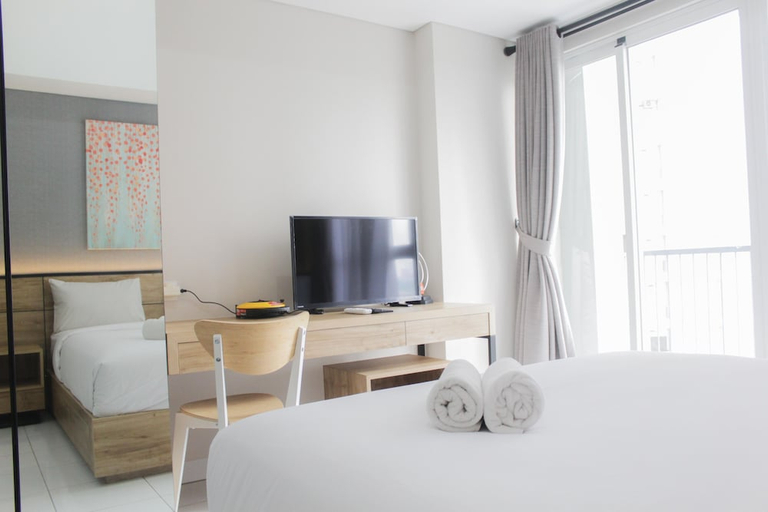 Bedroom 4, Best Studio Unit with Pool View Casa De Parco Apartment, Tangerang