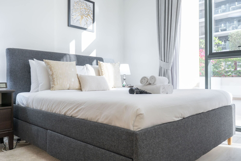 Room 4, Indulging 1 Bedroom in Azizi Riviera 6, Dubai