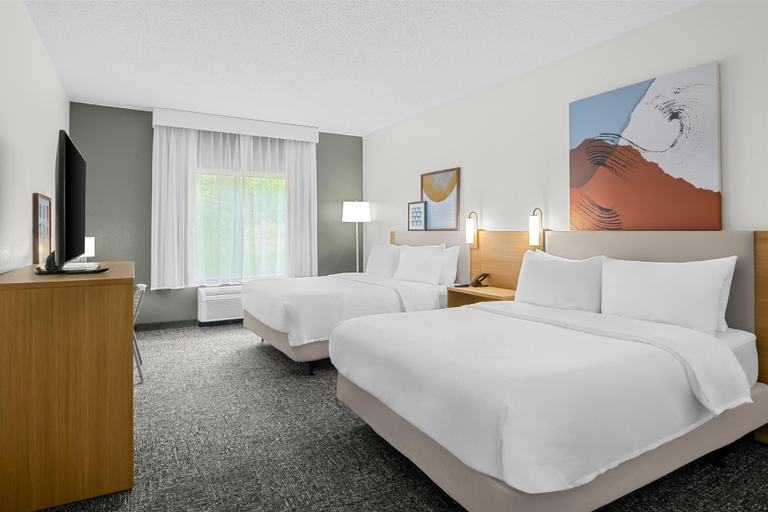 Bedroom 3, Spark by Hilton Traverse City, Grand Traverse
