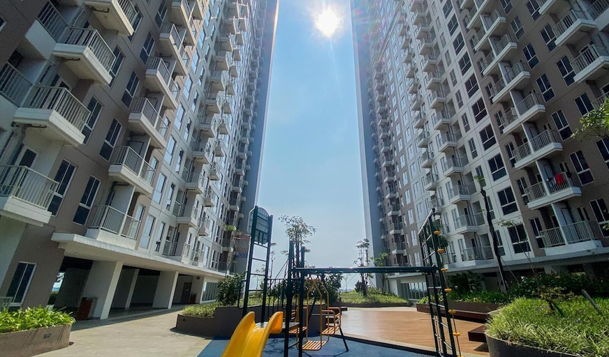 Exterior & Views, Restful Studio Apartment At Tokyo Riverside Pik 2, Tangerang