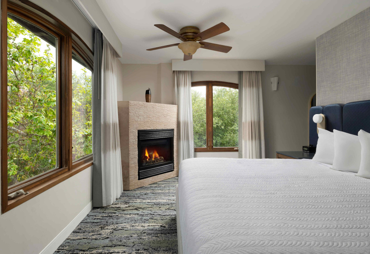 Bedroom 4, El Colibri Hotel & Spa, San Luis Obispo