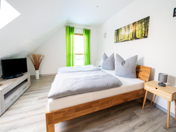 5, Forest Villa with Sauna, Harz
