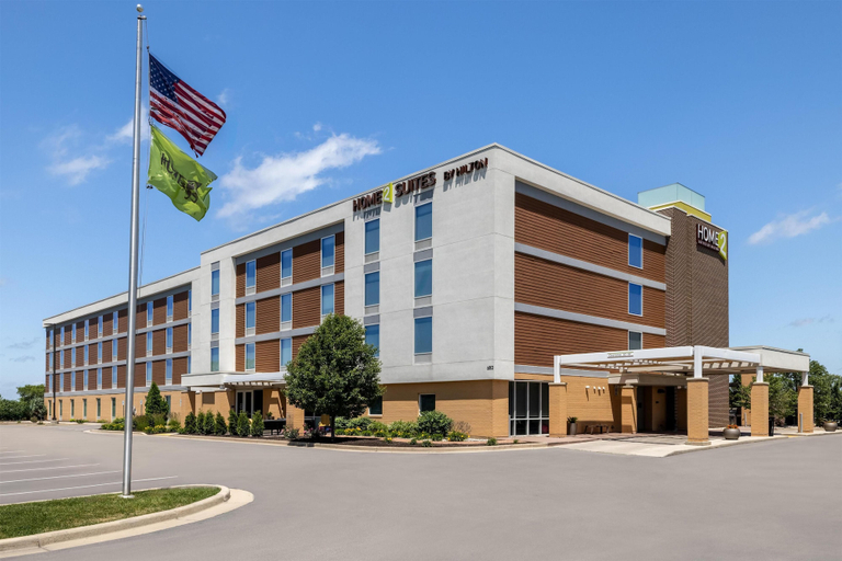 Exterior & Views 1, Home2 Suites by Hilton Milwaukee Brookfield, Waukesha