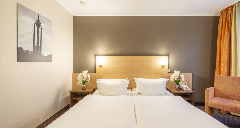 Bedroom 4, Sure Hotel by Best Western Hilden-Duesseldorf, Mettmann