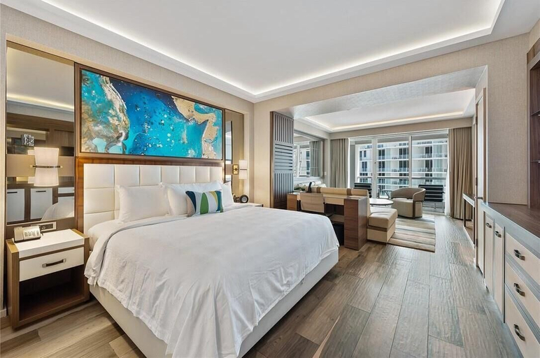 Room 5, Luxury Suites at Fort Lauderdale Beach, Broward