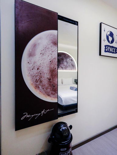 Food & Drinks 5, Mount austin # akademik suites# austin center, Johor Bahru