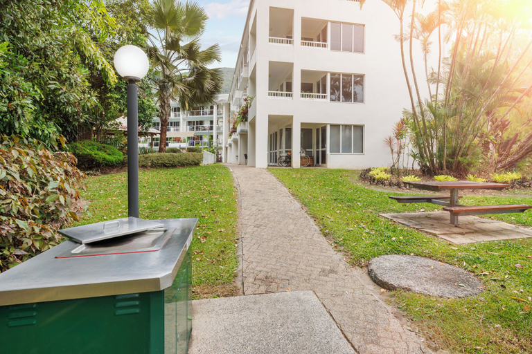 Exterior & Views 2, Coral Coast Apartments Palm Cove AVC, Cairns