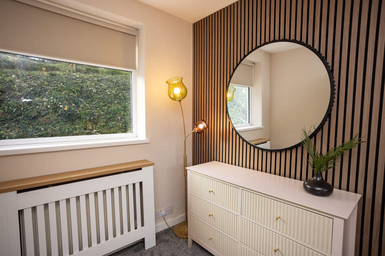 Room 2, Rose Cottage - 2 Bedroom Cottage - Penally, Pembrokeshire