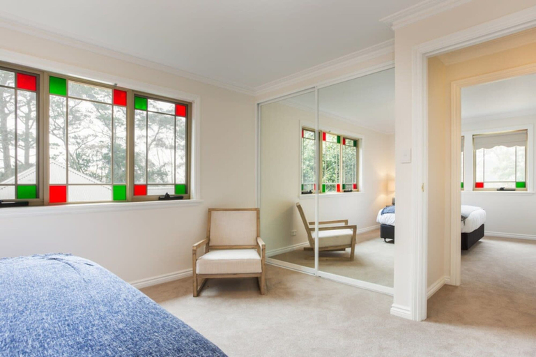 Room 5, Stunning Katoomba Home With Lush Garden&playground, Blue Mountains