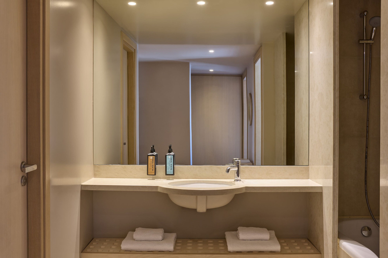 Bathroom 4, Atlantica Akti Zeus, Crete