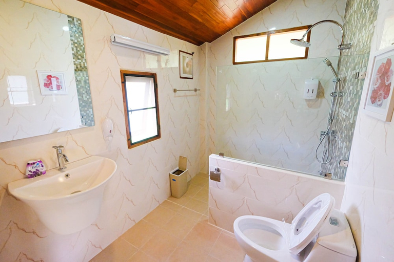 Bathroom 4, Rommai Villa, Muang Chiang Rai