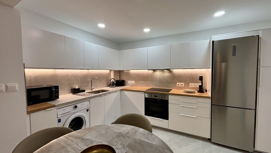 Room 4, Kantara Garden Apartment