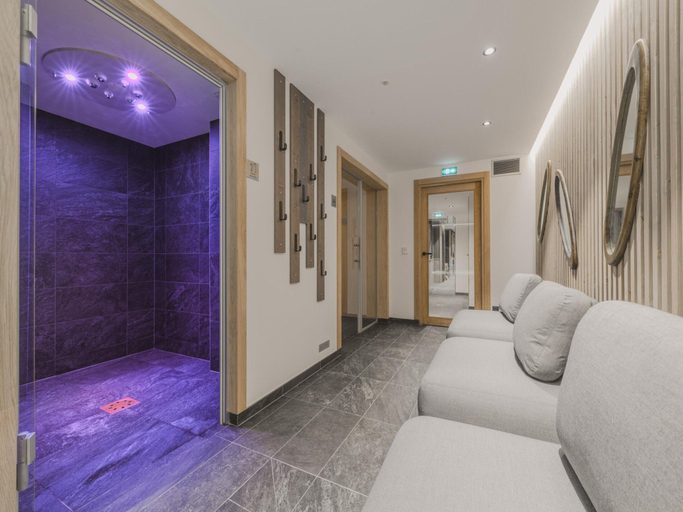 Spa treatment 3, Apartment in Peisey With Stunning Mountain Views, Savoie