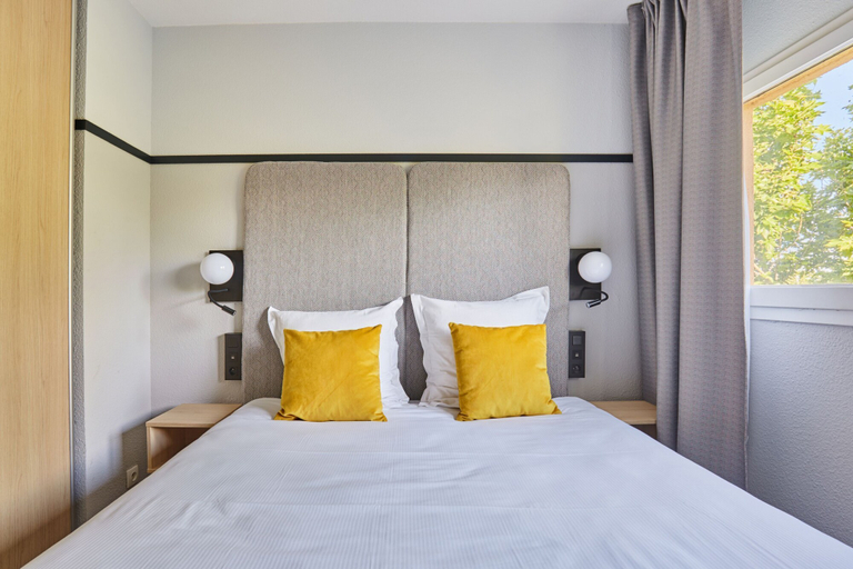 Bedroom 3, Odalys City Apartment Hotel - Aix en Provence Centre Palais des Congrès, Bouches-du-Rhône