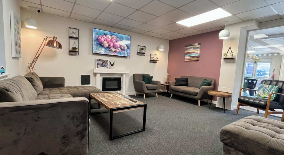 Lobby sitting area, Student Only Myrtle Court, Sefton