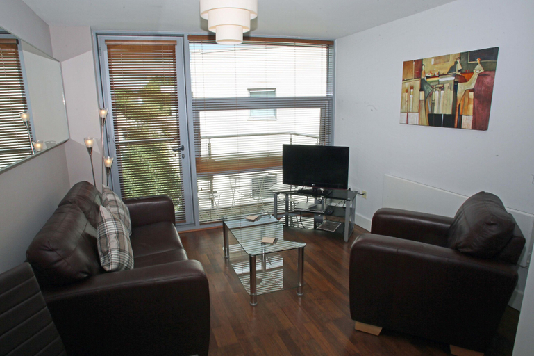Room 3, Cherry in Newcastle Upon Tyne, Newcastle upon Tyne