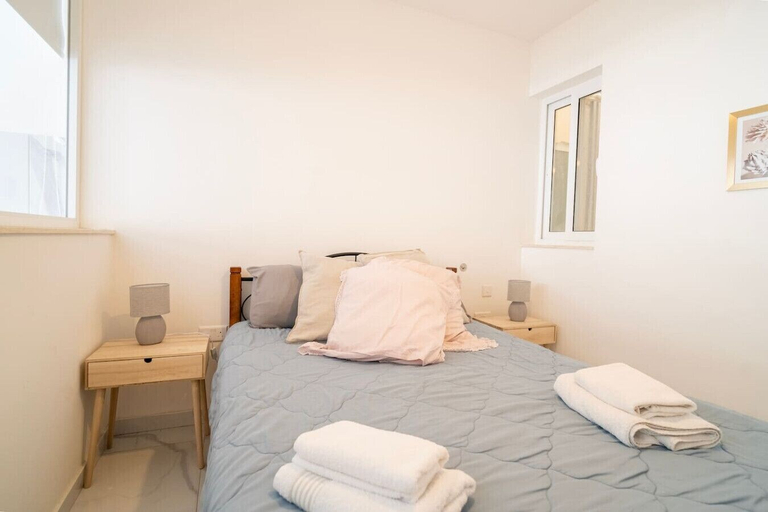Room 3, Cozy Apartment With Balcony in Xlendi Bay Gozo