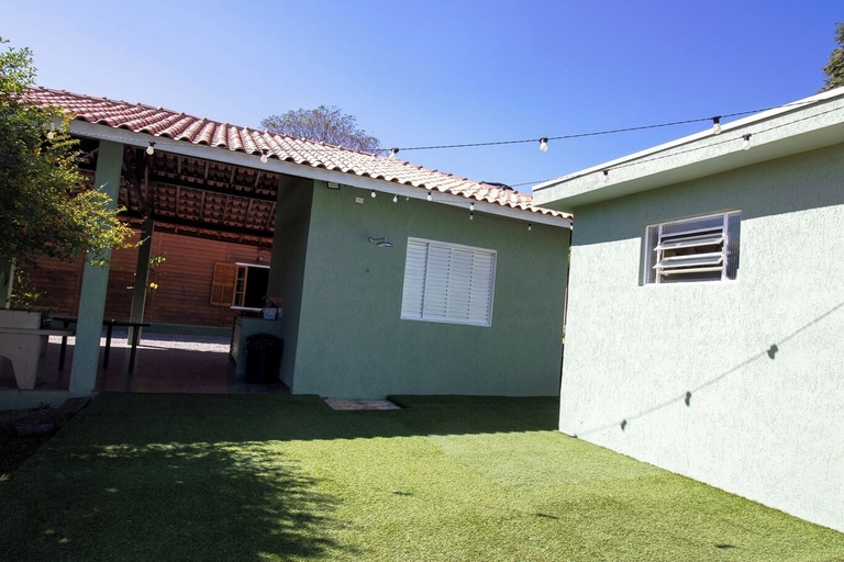 Room 5, Incr vel ch Cara com Lazer Completo Wifi e Piscina, Bragança Paulista
