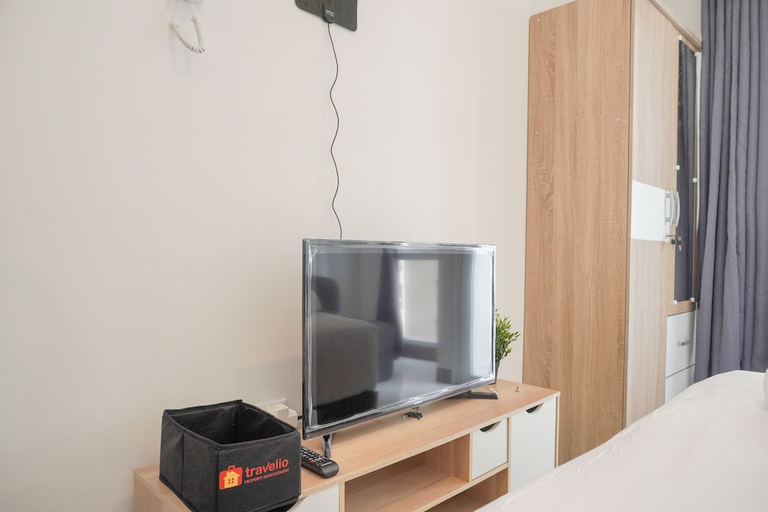 Bedroom 4, Well Furnished Studio With Sofa Bed At Tokyo Riverside Pik 2 Apartment, Tangerang