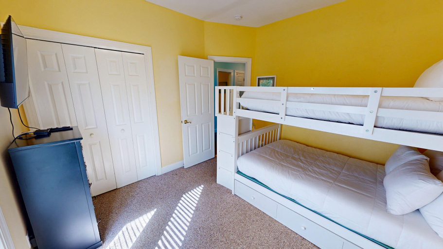 Room 2, Mango Tango 5 Bedroom Home, Okaloosa