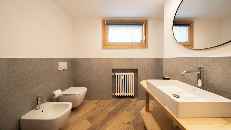 Interior 2, Trento 2, Sondrio