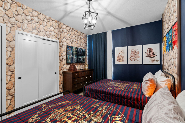 Room 2, Best Stay Chic Design Themed Rooms Pool, Osceola